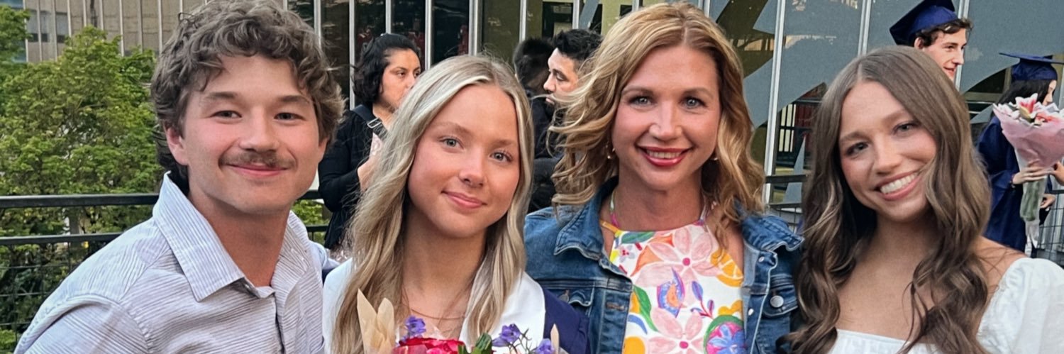 Rhondazzle1's profile banner image