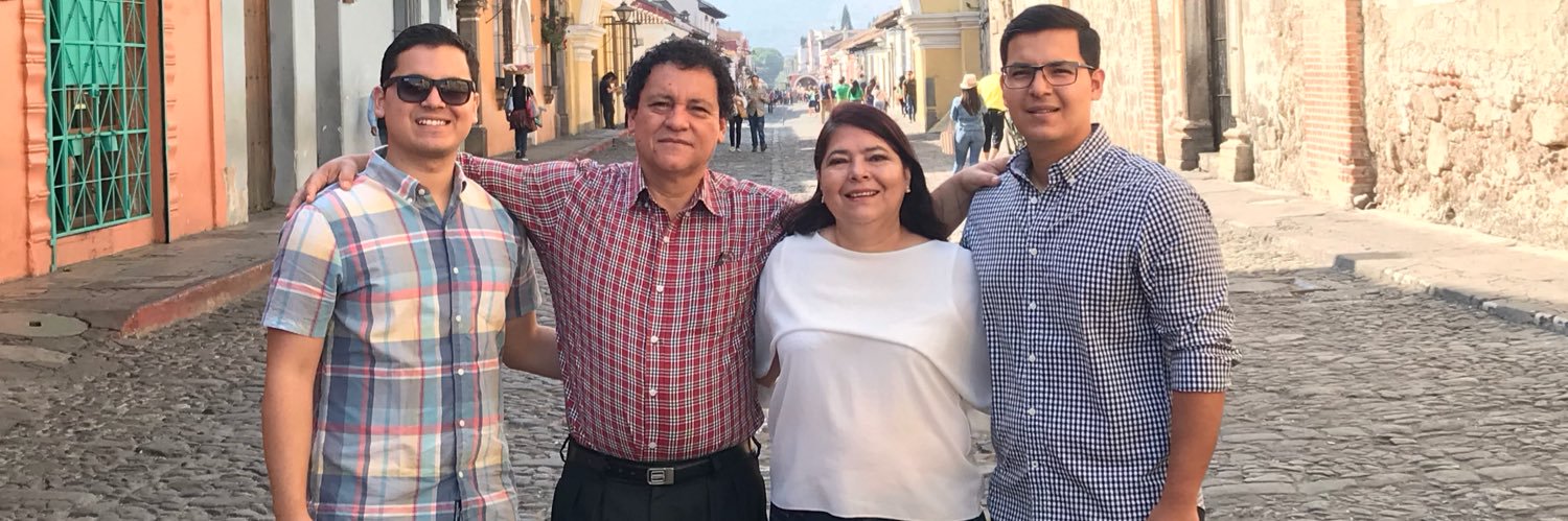luis_zecena's profile banner image