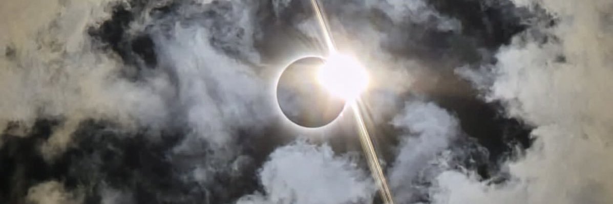 JustCallMeLeah_'s profile banner image