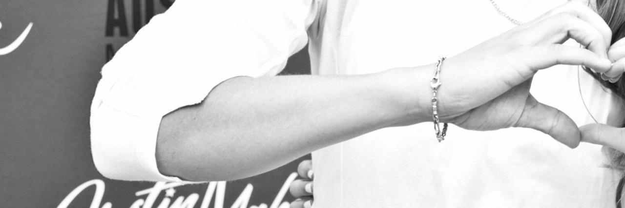 Mahonesmio's profile banner image