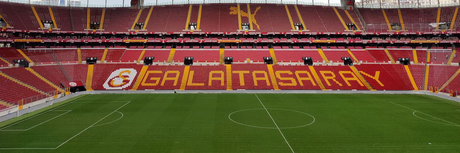 yellowstoonee's profile banner image