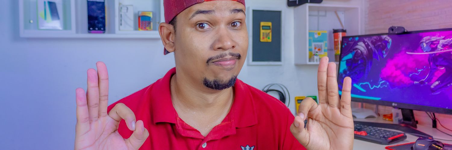 VickDoVlog's profile banner image