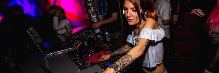 SarahSativa's profile banner image