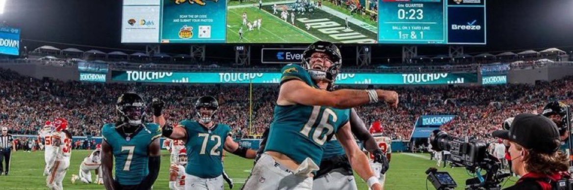 dosboomz's profile banner image