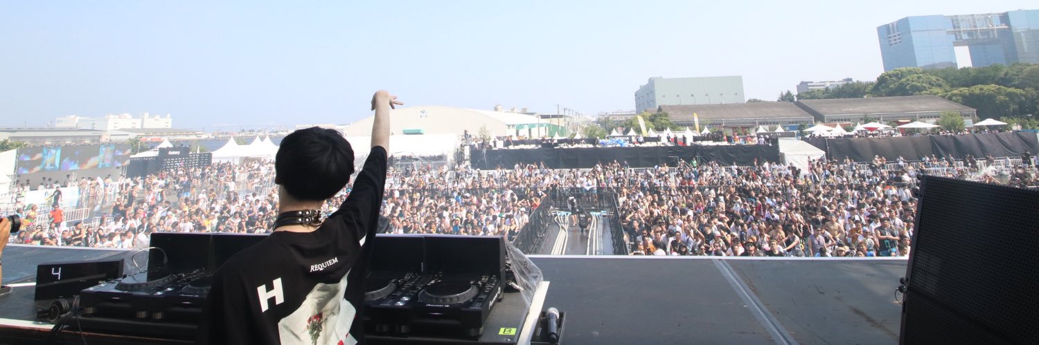 ◢ Addiy ◤ banner