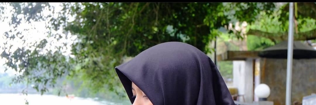 dibafariha's profile banner image