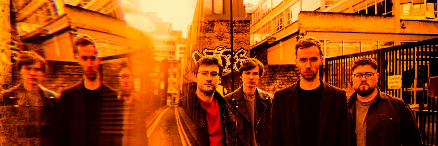 Roses In December banner