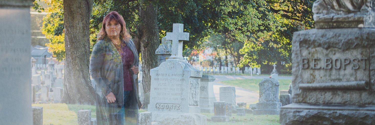 LoniLynne1's profile banner image