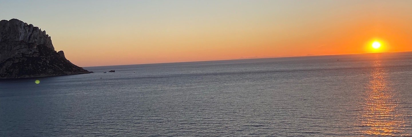 Celee_Rivero's profile banner image
