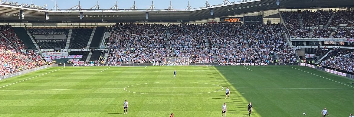 Macca banner