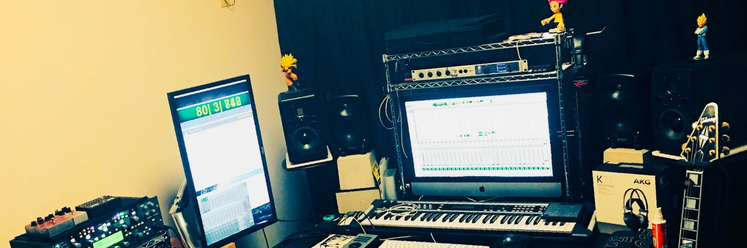 FvHrhm's profile banner image