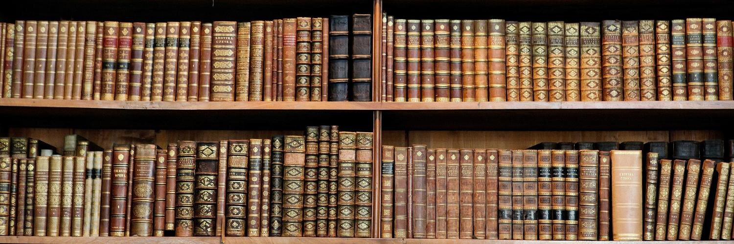HereBestBooks's profile banner image