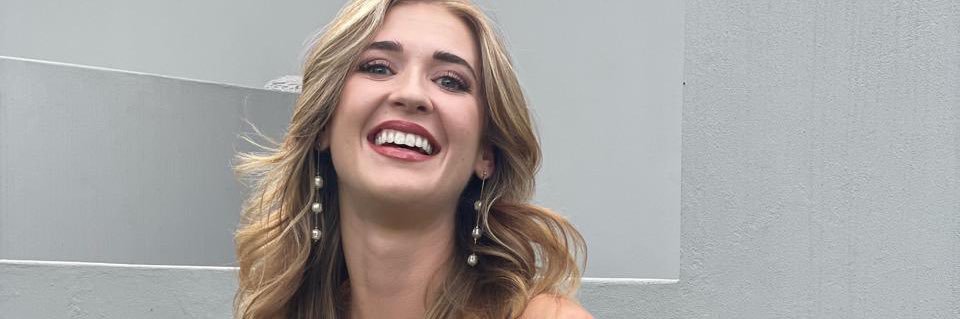 Whitney Du Bruyn banner