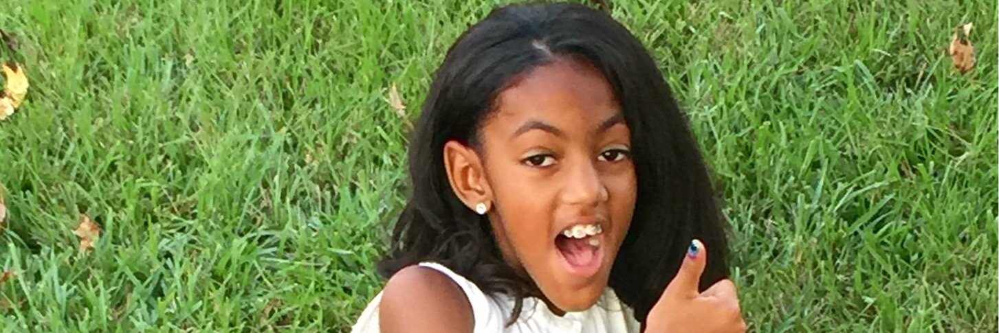 Tonge' Helaire banner