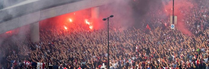 BinnenkantPaal⬜🟥⬜ banner