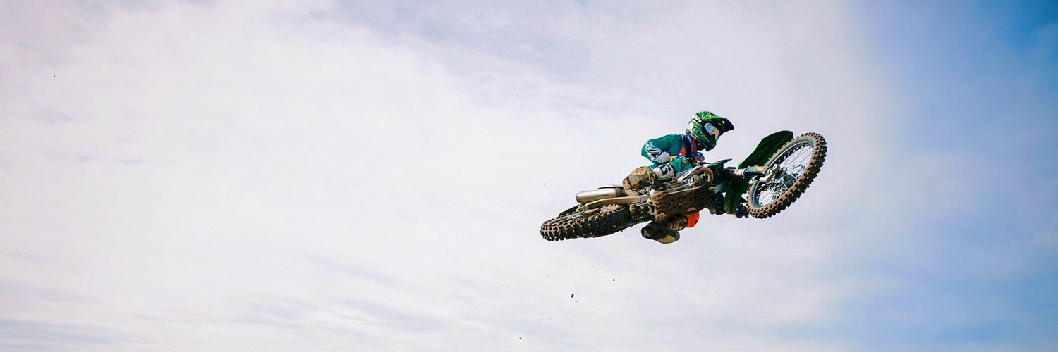Tyler927's profile banner image