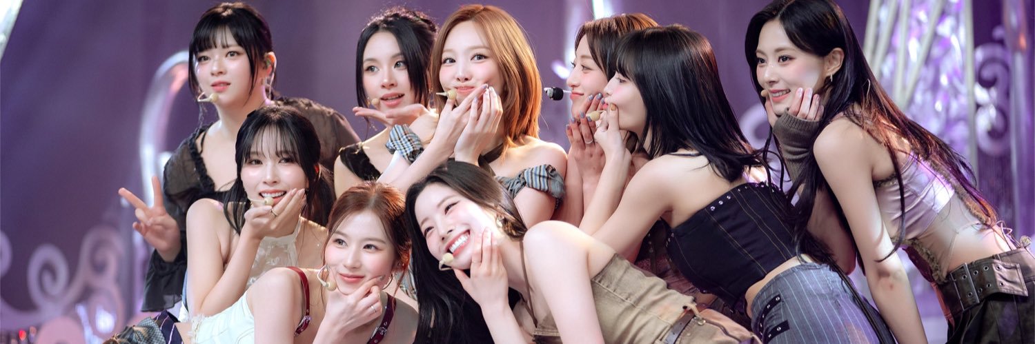 clnloise's profile banner image