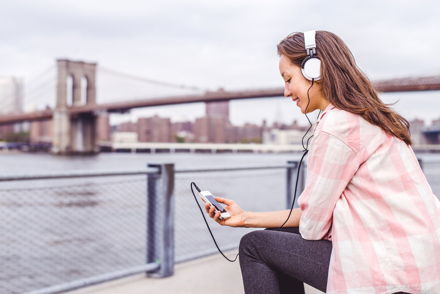 TuneInView's profile banner image