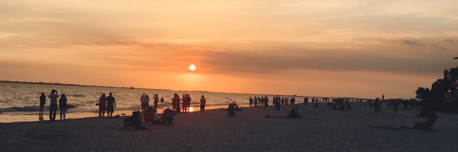 em_constance's profile banner image