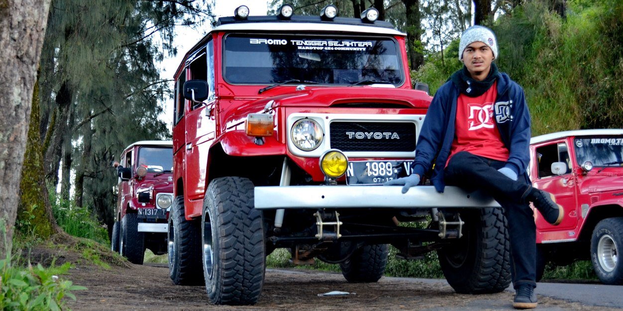 RezaAttev's profile banner image