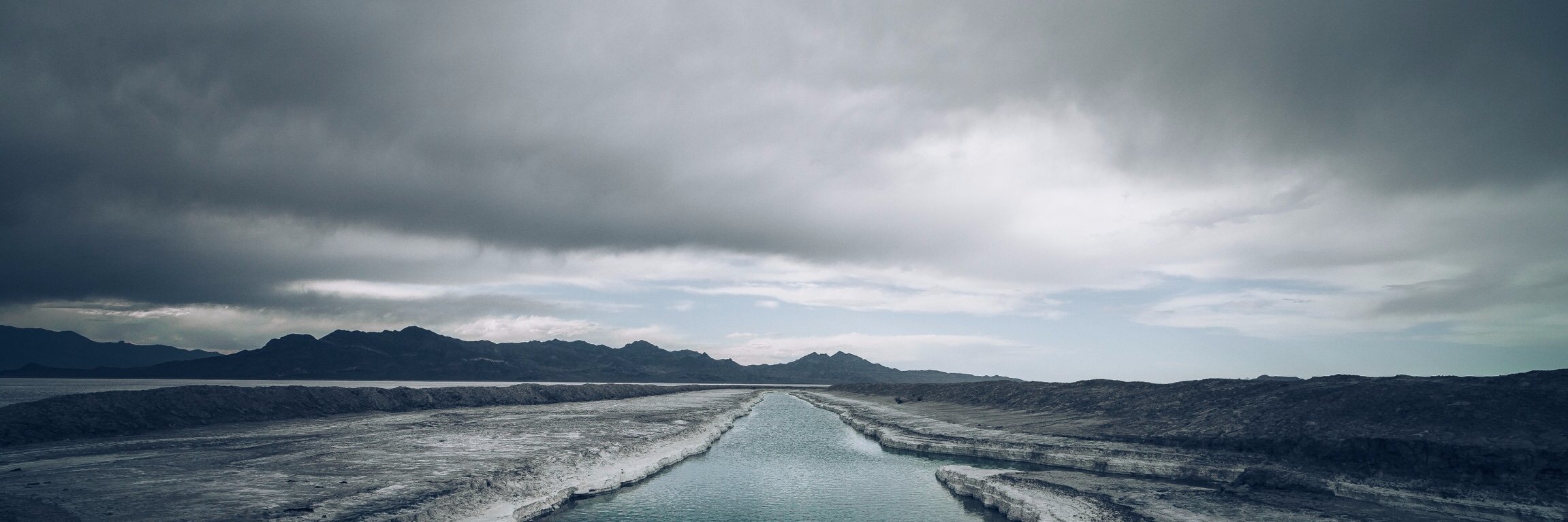 PHIL SHAW 📸 banner