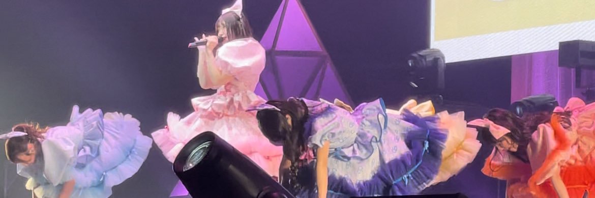 apinyan415's profile banner image