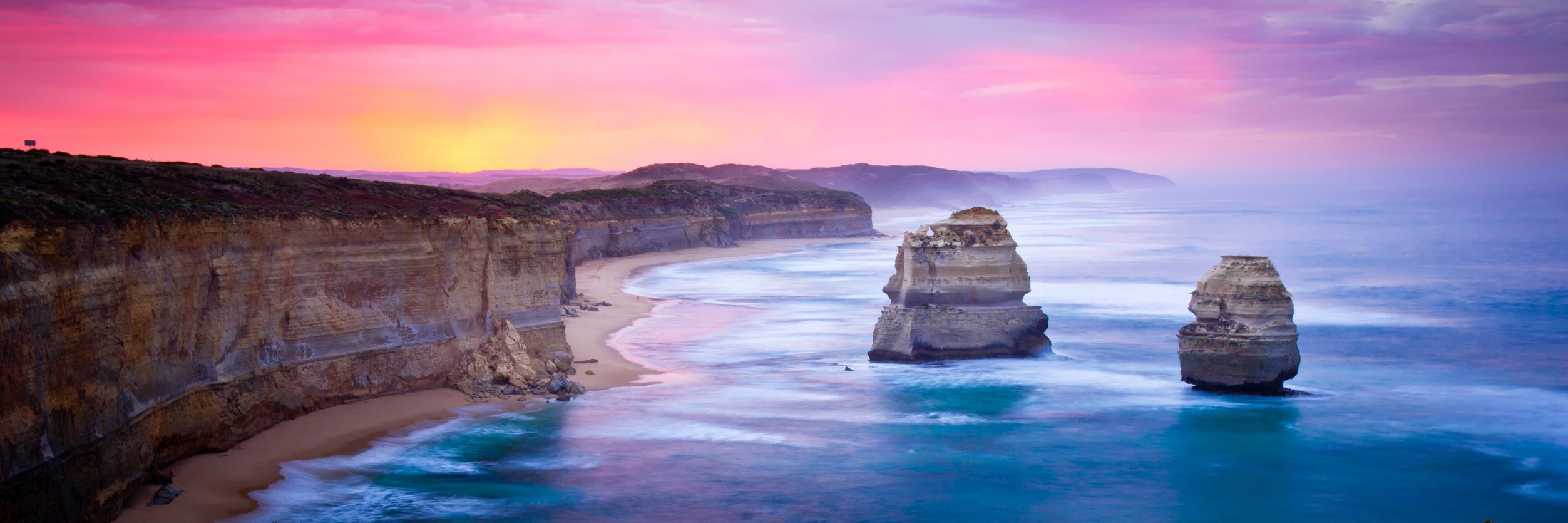 Hotelcomau's profile banner image
