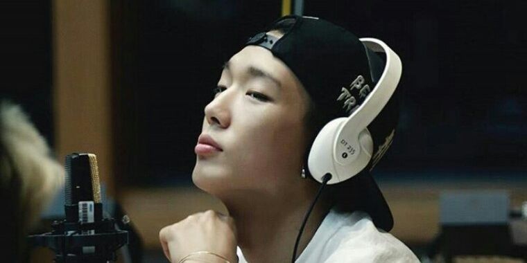 aketoli's profile banner image