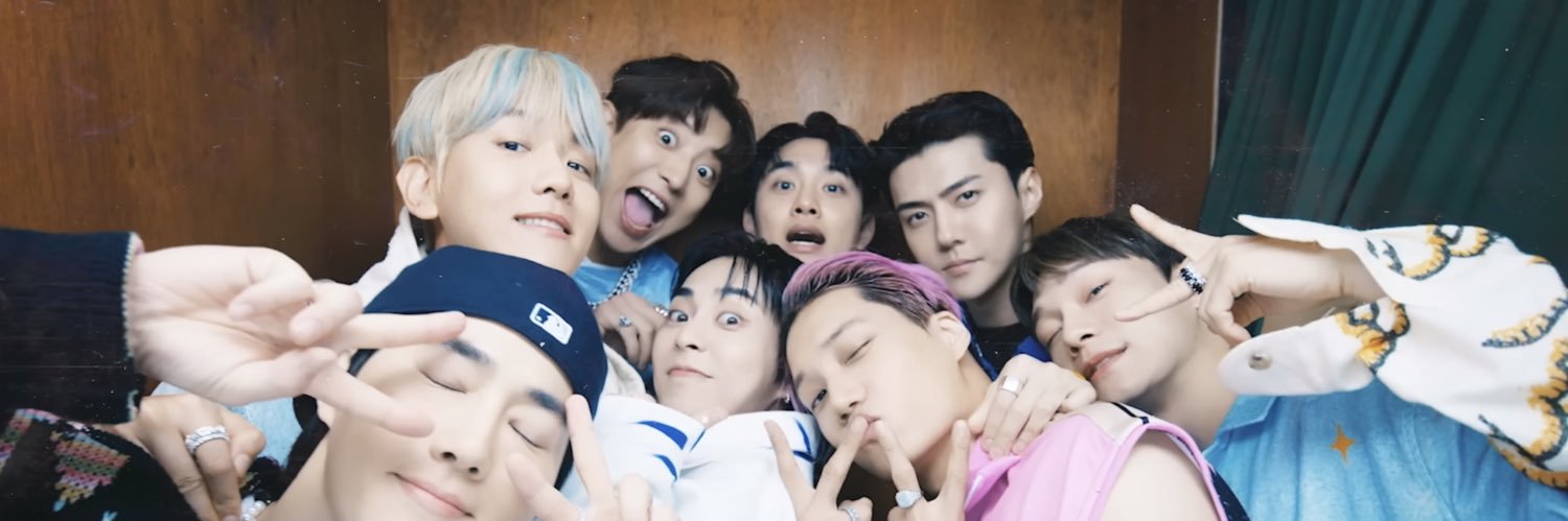 _1127_LOEY's profile banner image