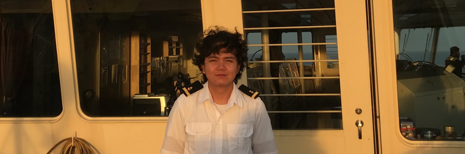 raynermart's profile banner image