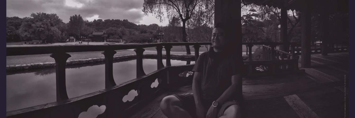 qtskorea's profile banner image