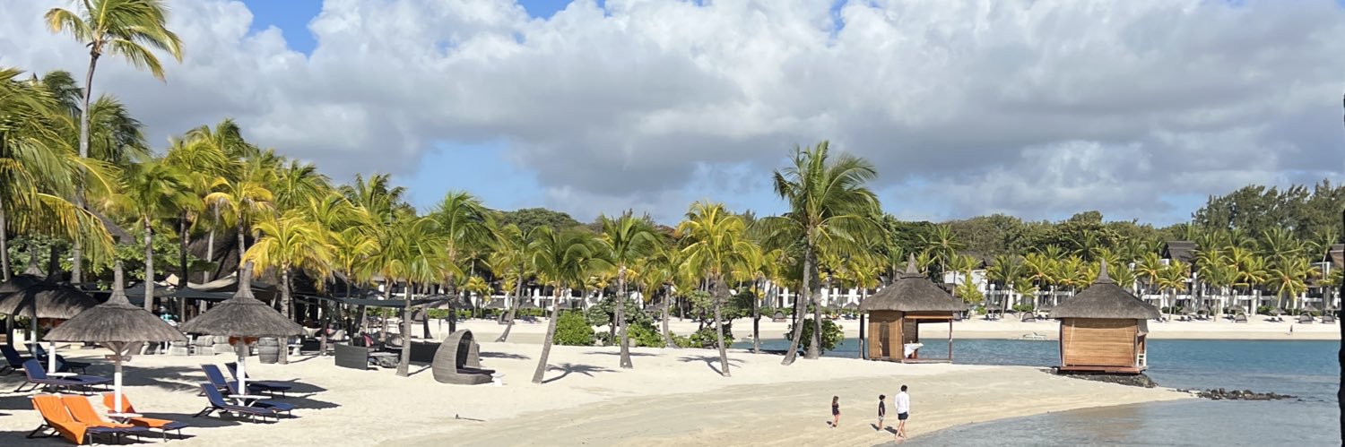 عبدالله الملا banner