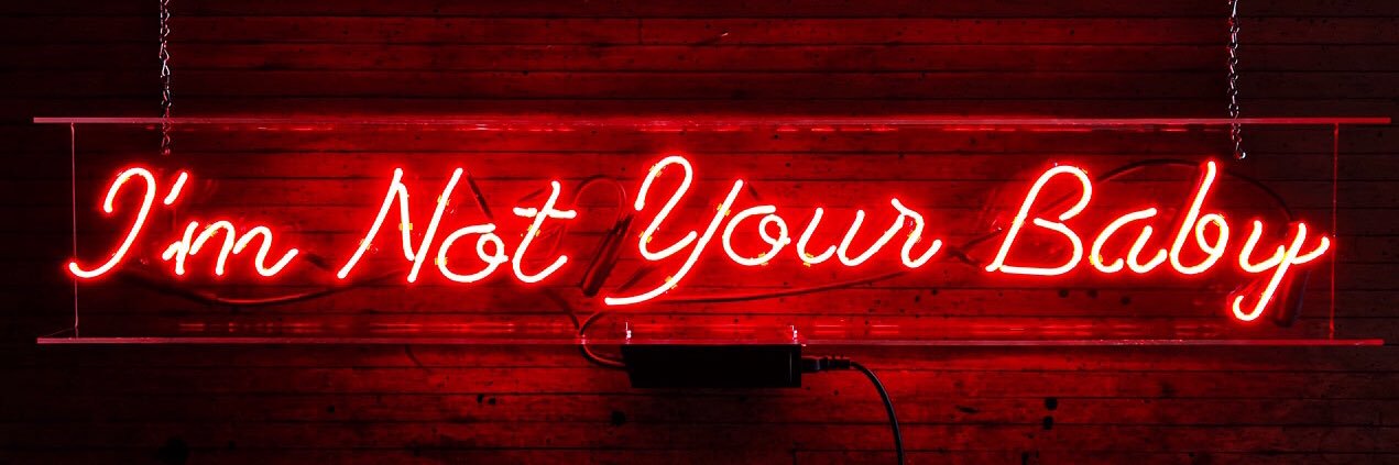 𝙼𝚒𝚜𝚜 𝙻𝚘𝚗𝚎𝚕𝚢 banner