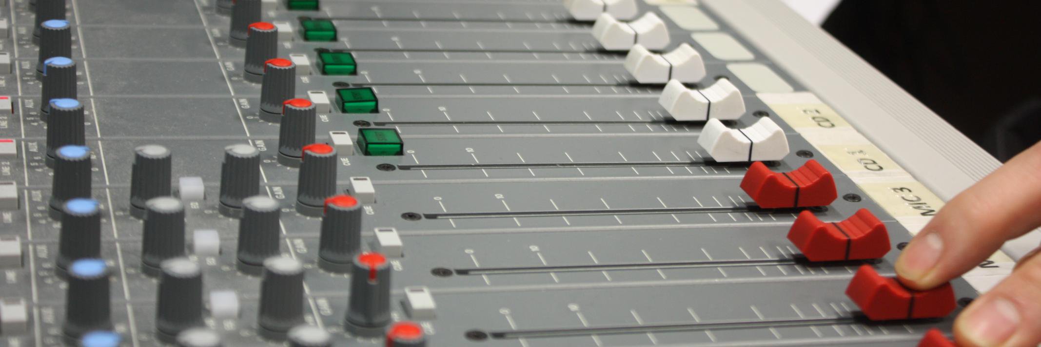 EarWorm76's profile banner image