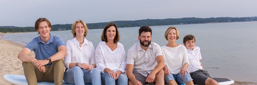 JuliaZucks's profile banner image