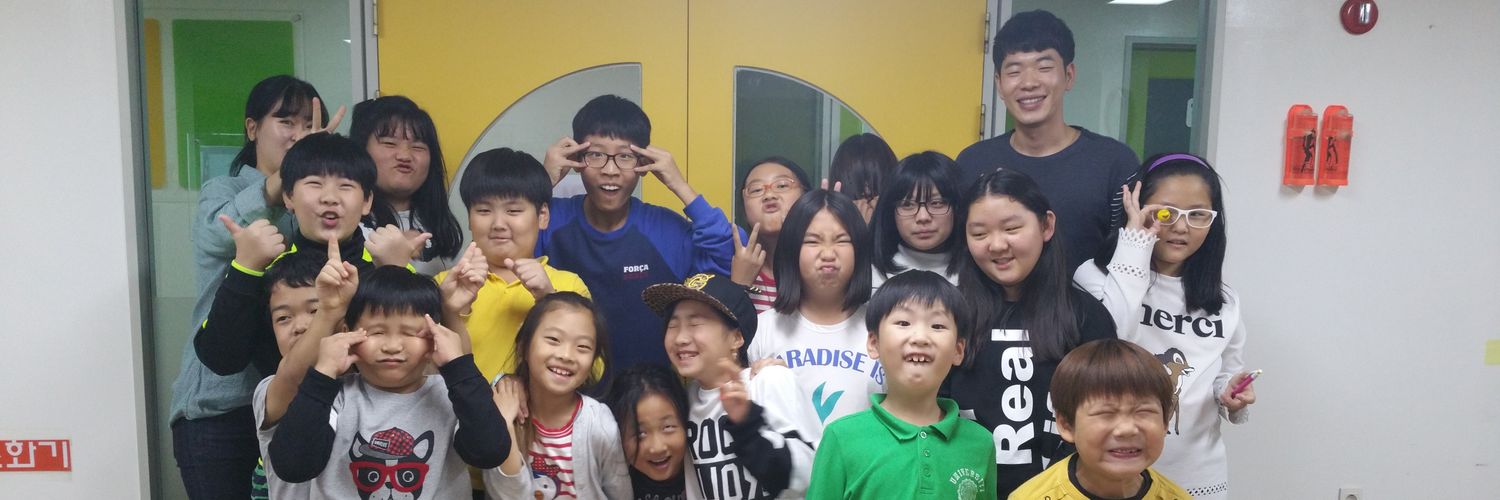 childhansol's profile banner image