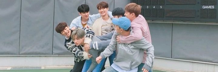 iKON_lov's profile banner image