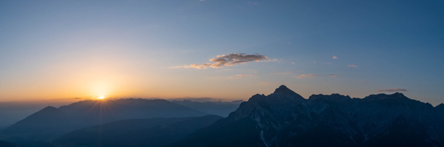 skblnx's profile banner image