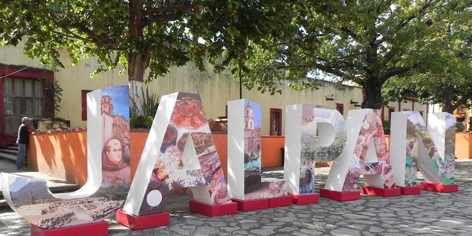 Voz de la Sierra's banner