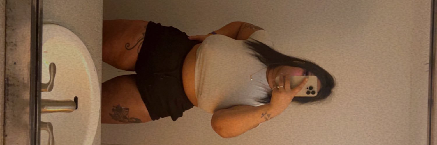 Miracllee_'s profile banner image