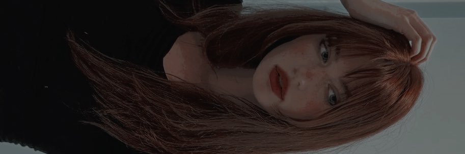 aless’ archive. banner