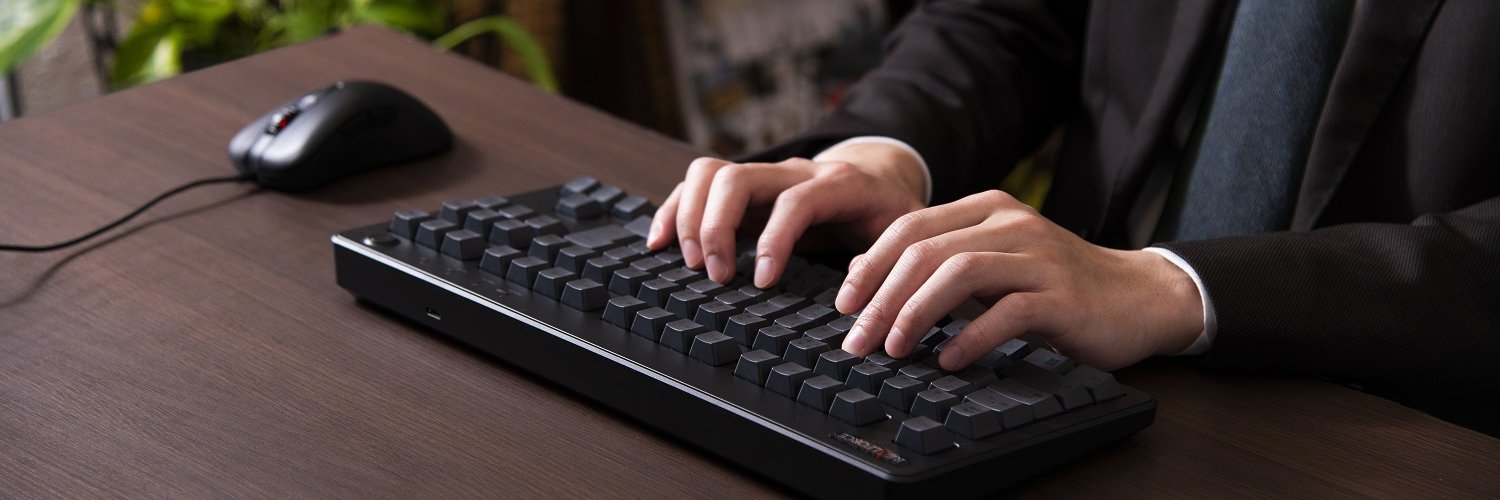 REALFORCE（リアルフォース）【公式】 banner