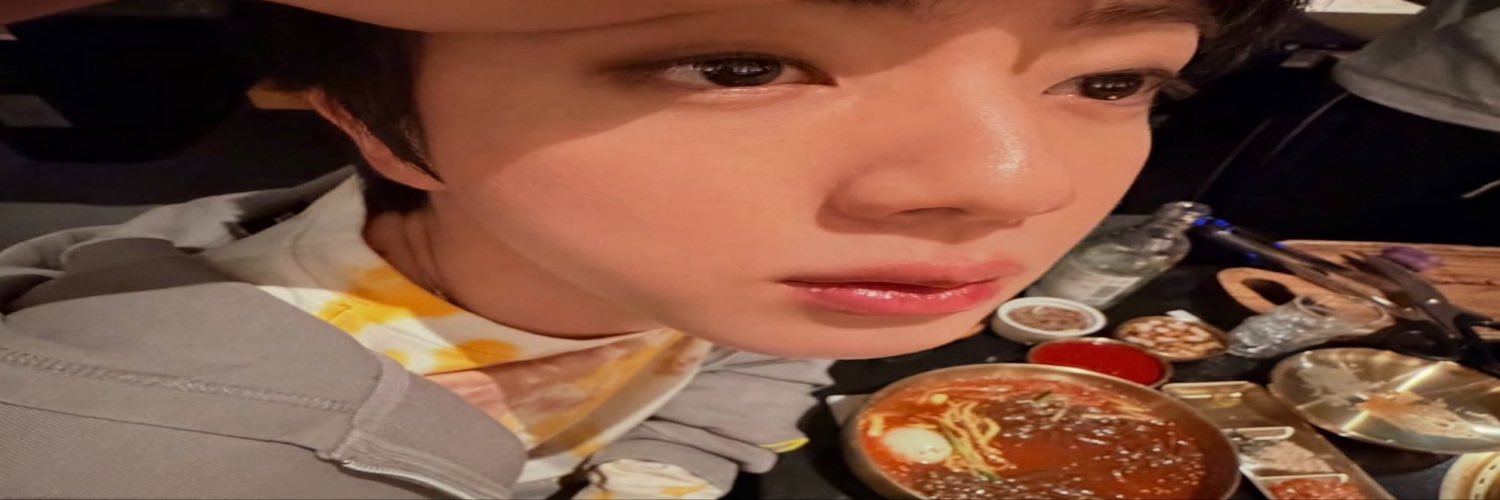 under_th3Hood's profile banner image