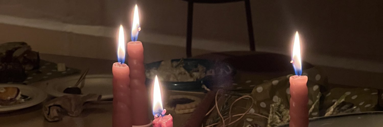 MeLlamoIvana's profile banner image