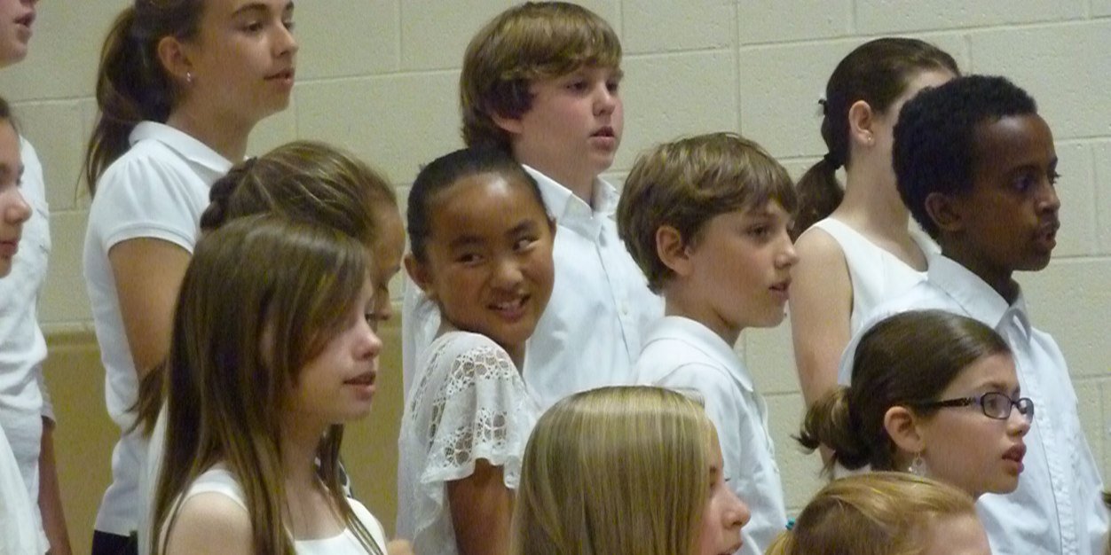 joyceannr's profile banner image