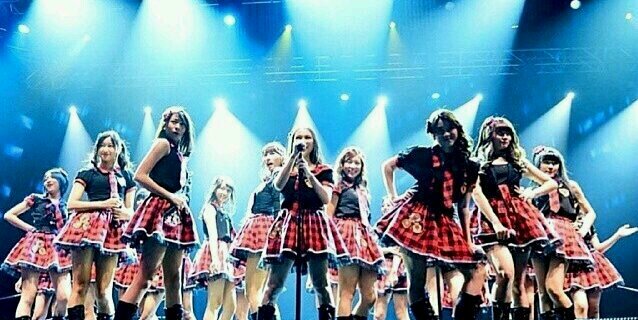ayuleonard's profile banner image