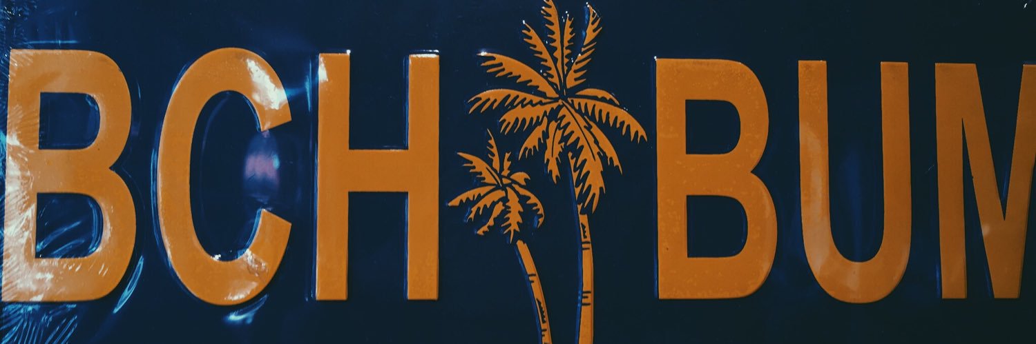 andreeaavil's profile banner image