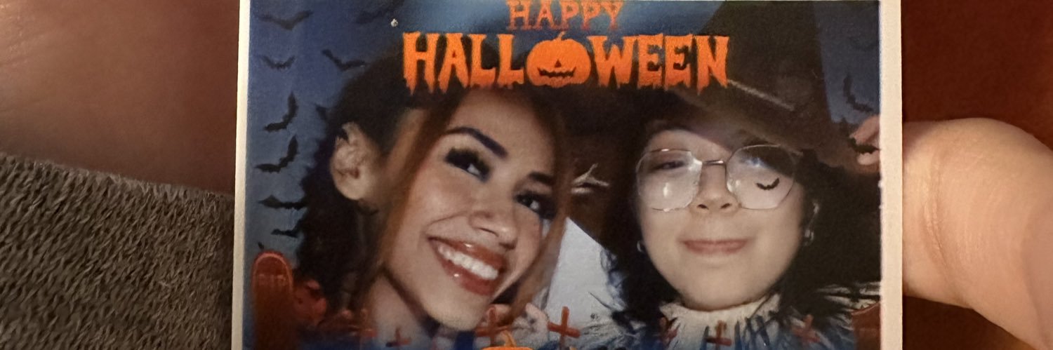 deeenyceee's profile banner image