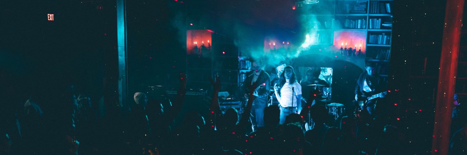 Breaking Sound banner