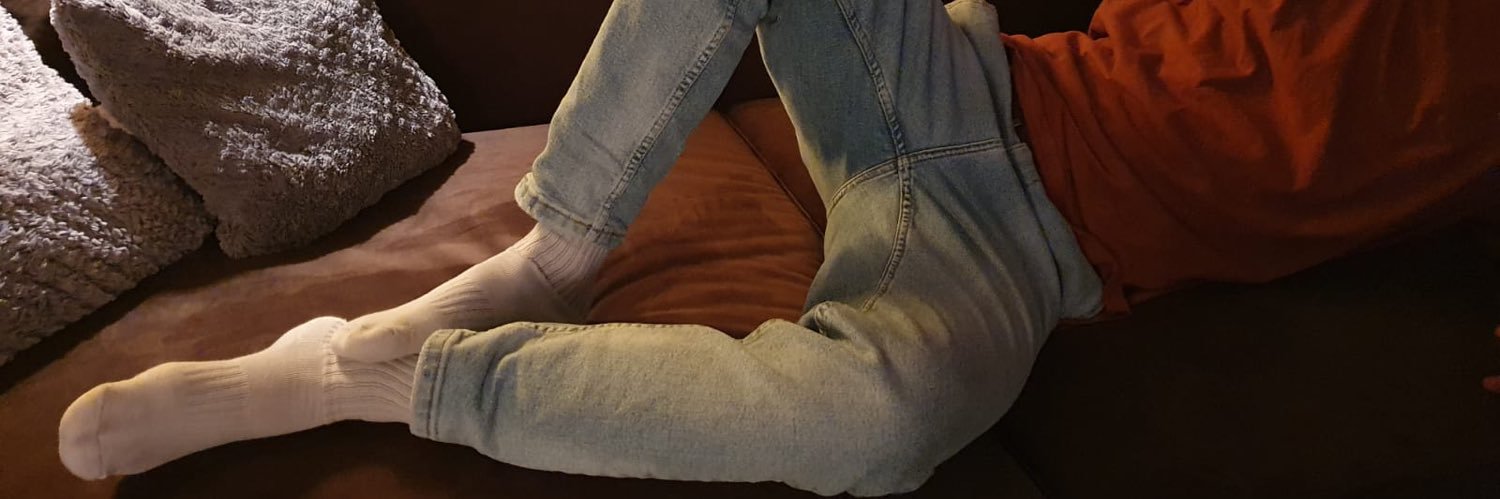 YoungFootMaster's profile banner image